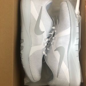 Nike Women Flex Trainer 8 Running Shoe Size 8.5
